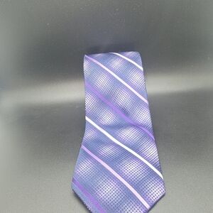 Van Heusen Purple and White Patterned Tie
